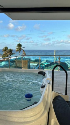 Zaturn Beach House